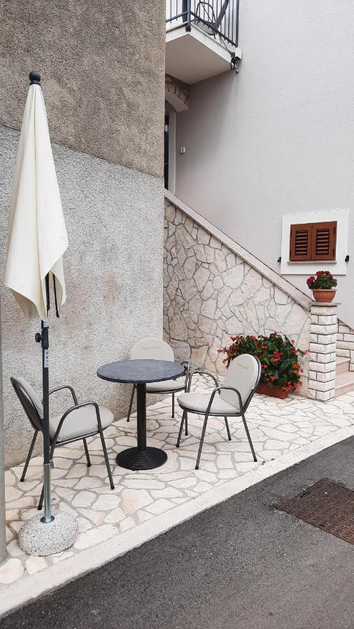 Apartmani Muzic Orlec Zewnętrze zdjęcie