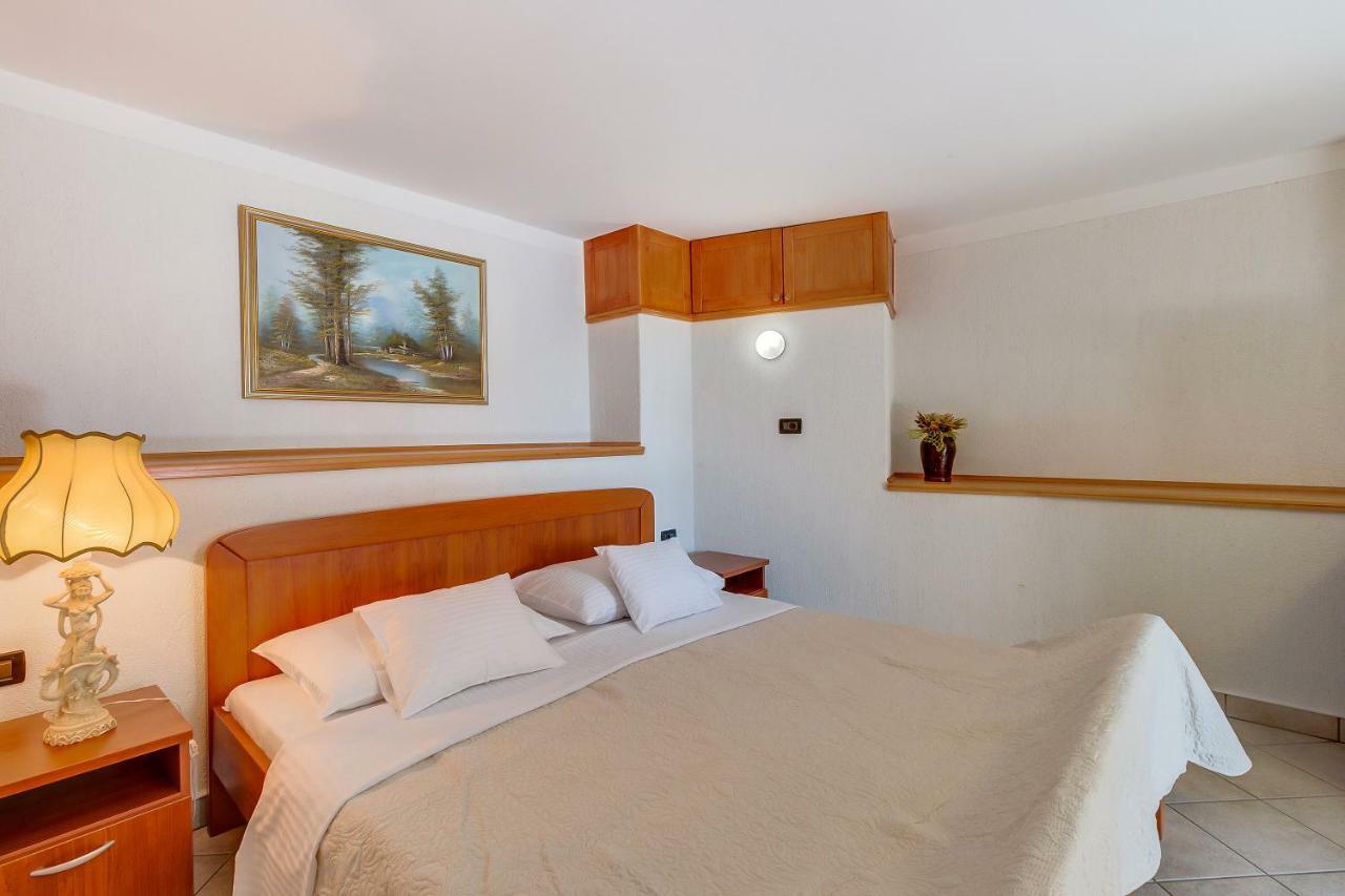 Apartmani Muzic Orlec Zewnętrze zdjęcie